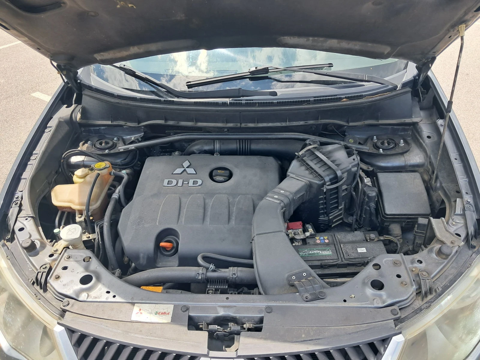 Mitsubishi Outlander, снимка 9 - Автомобили и джипове - 54762077