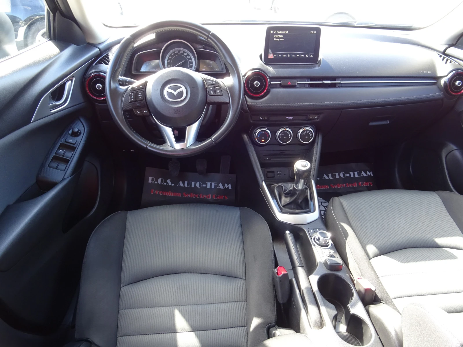 Mazda CX-3, снимка 11 - Автомобили и джипове - 56337187