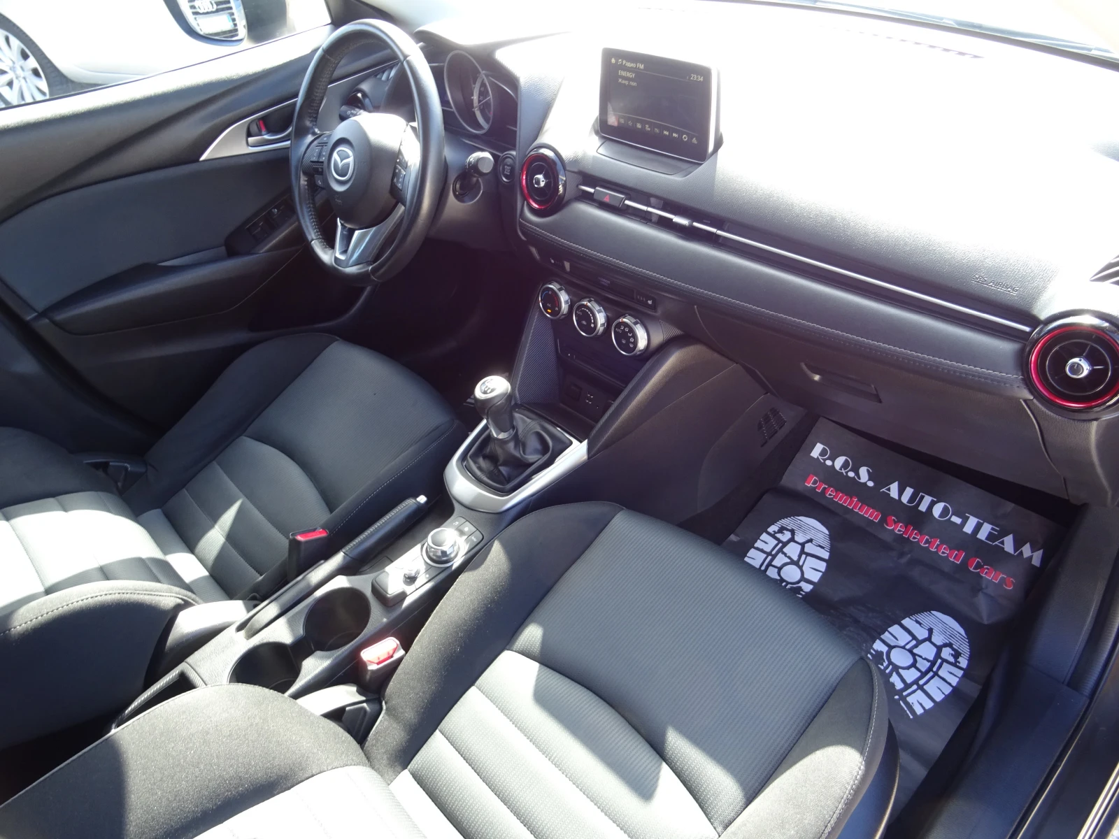 Mazda CX-3, снимка 14 - Автомобили и джипове - 56337187