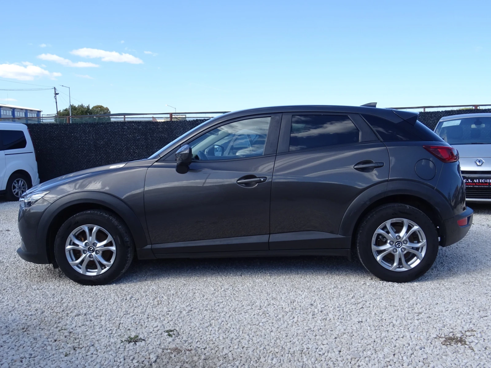 Mazda CX-3, снимка 2 - Автомобили и джипове - 56337187