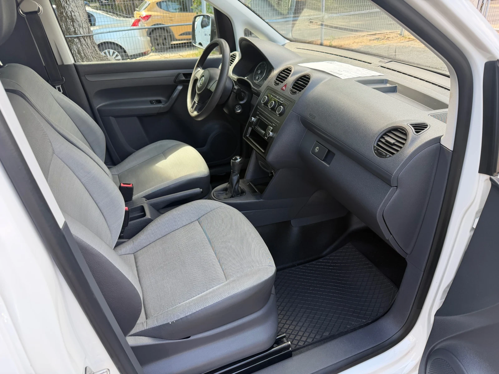 VW Caddy Maxi* 1.2TSI* Klima, снимка 11 - Бусове и автобуси - 53584338