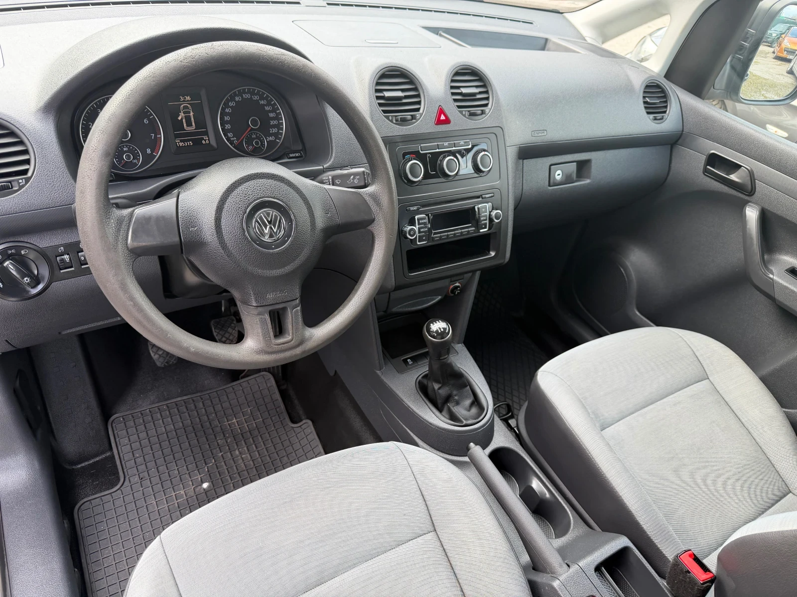 VW Caddy Maxi* 1.2TSI* Klima - изображение 10