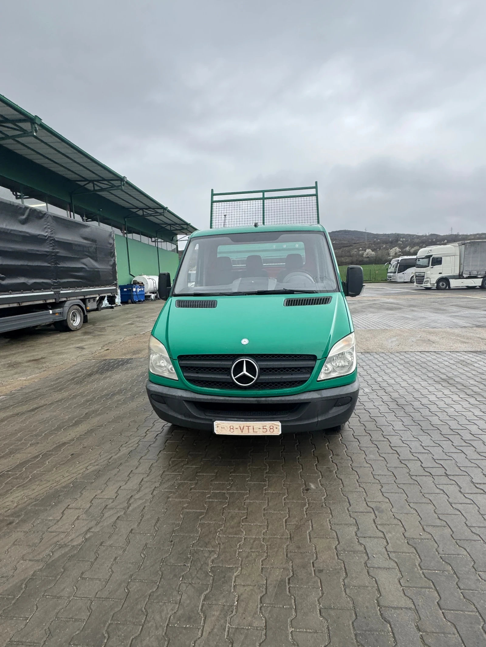 Mercedes-Benz Sprinter 511 2.2 CDI, снимка 2 - Бусове и автобуси - 54149100