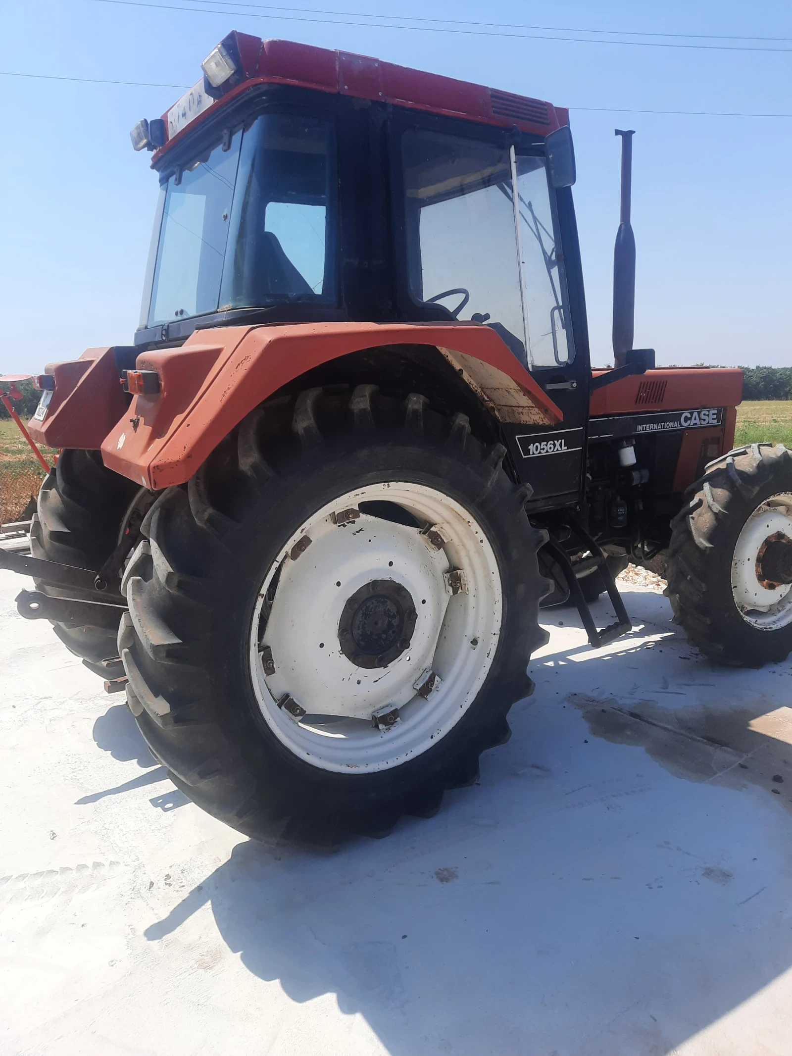 Трактор CASE IH 1056xl, снимка 4 - Селскостопанска техника - 55649386
