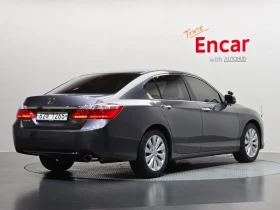 Honda Accord 2.4 9Th Generation, снимка 2