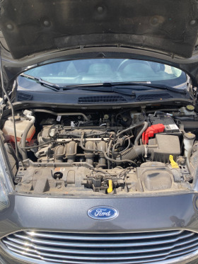 Ford Fiesta 1.6 седан, снимка 11 - Автомобили и джипове - 45481880