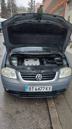 VW Touran 2.0 TDI, снимка 4