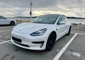 Tesla Model 3  1