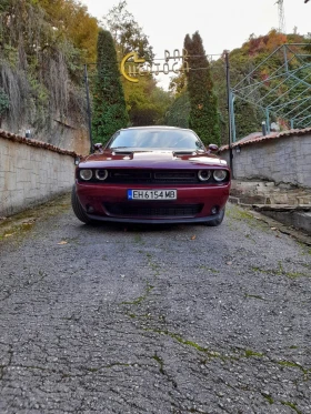 Обява за продажба на Dodge Challenger SXT ~43 000 лв. - изображение 2