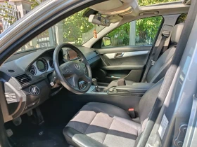 Mercedes-Benz C 320, снимка 7