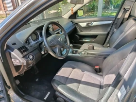 Mercedes-Benz C 320, снимка 8