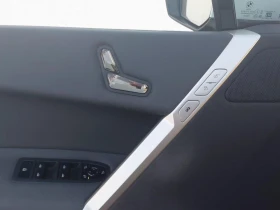 BMW iX xDRIVE40/325HP/SKYLOUNGE/HUD/CAM/ACC/276z | Auto.bg — изображение 12