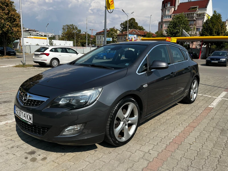 Opel Astra, снимка 1 - Автомобили и джипове - 47188687