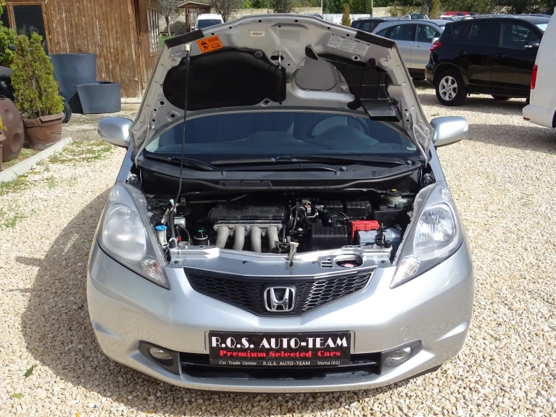 Honda Jazz, снимка 7 - Автомобили и джипове - 47434580