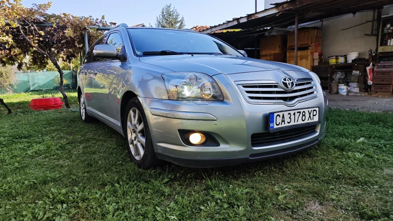 Toyota Avensis 2.2 D4D 150кс Facelift, снимка 4 - Автомобили и джипове - 47751435