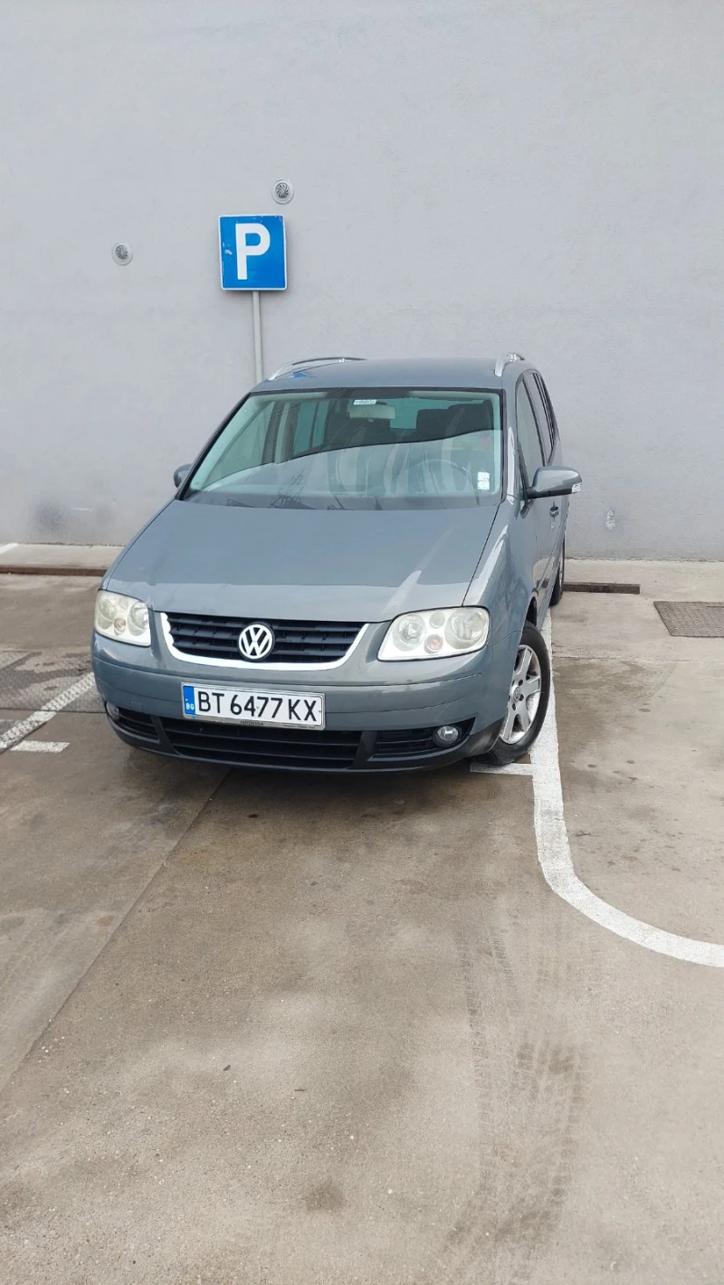 VW Touran 2.0 TDI, снимка 1 - Автомобили и джипове - 48440666