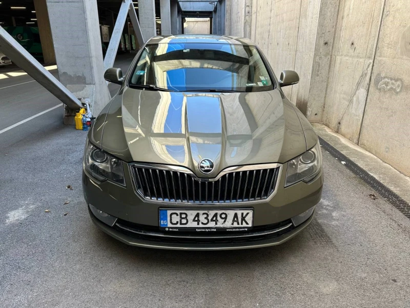 Skoda Superb, снимка 1 - Автомобили и джипове - 49211192