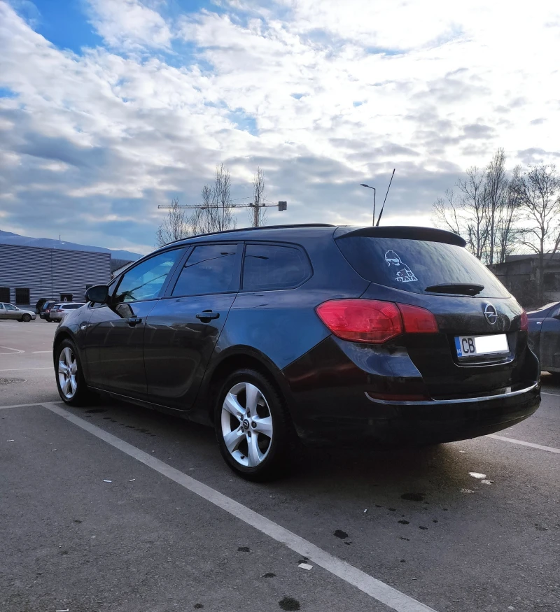 Opel Astra, снимка 7 - Автомобили и джипове - 49455277