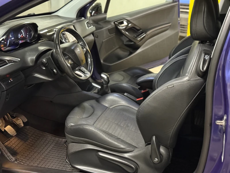 Peugeot 208 1.6 eHDi, снимка 8 - Автомобили и джипове - 52729712