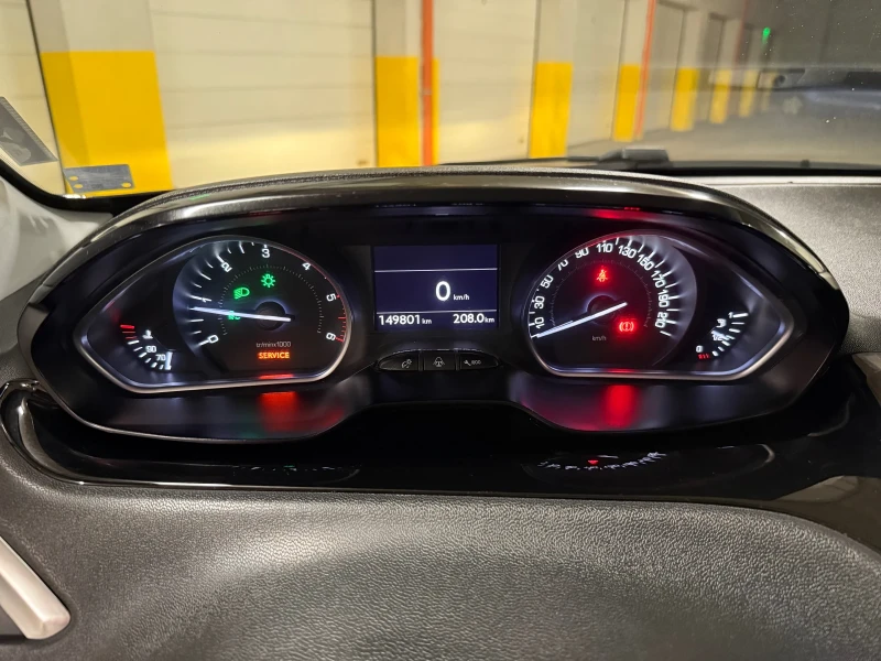 Peugeot 208 1.6 eHDi, снимка 14 - Автомобили и джипове - 52729712