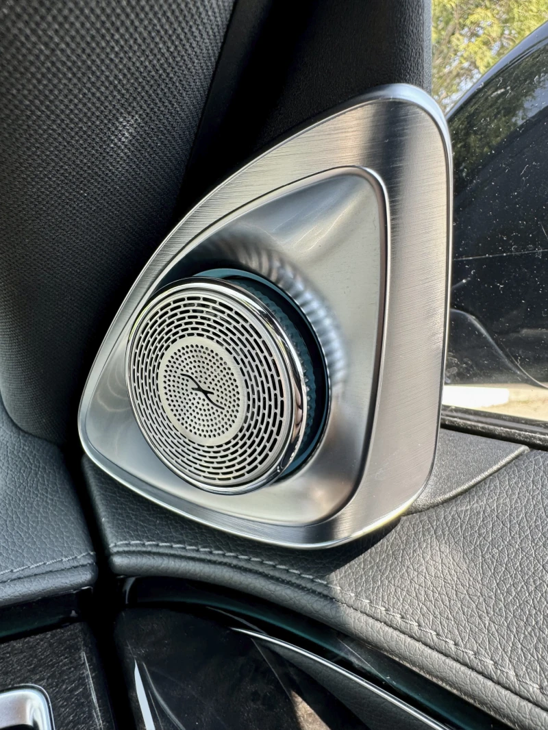 Mercedes-Benz S 580 * AMG* L* 4D SURROUND SOUND* 4 MATIC* , снимка 8 - Автомобили и джипове - 51343677