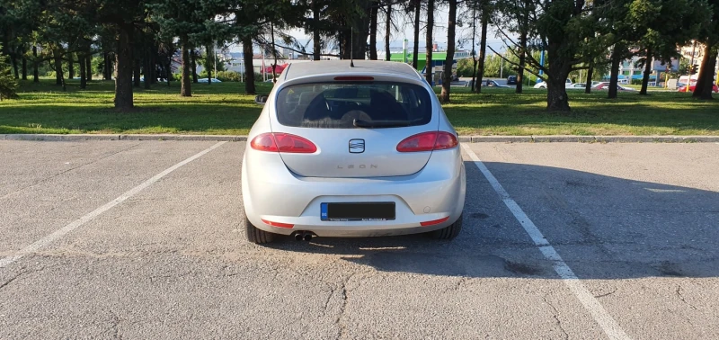 Seat Leon, снимка 2 - Автомобили и джипове - 52512214