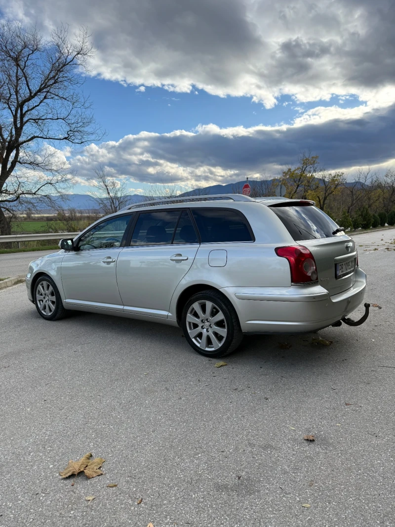 Toyota Avensis 2.0D-4D/ NAVI/XENON/PODGREV, снимка 6 - Автомобили и джипове - 52592268