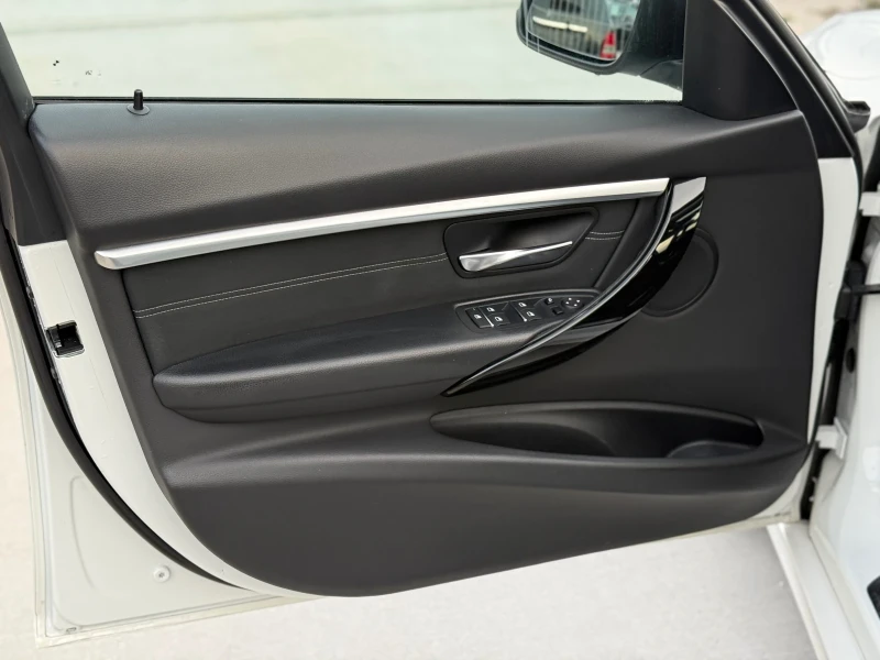 BMW 320 D* 04.2018г* 170.000КМ* Сервизна История* Топ Съст, снимка 13 - Автомобили и джипове - 52656292