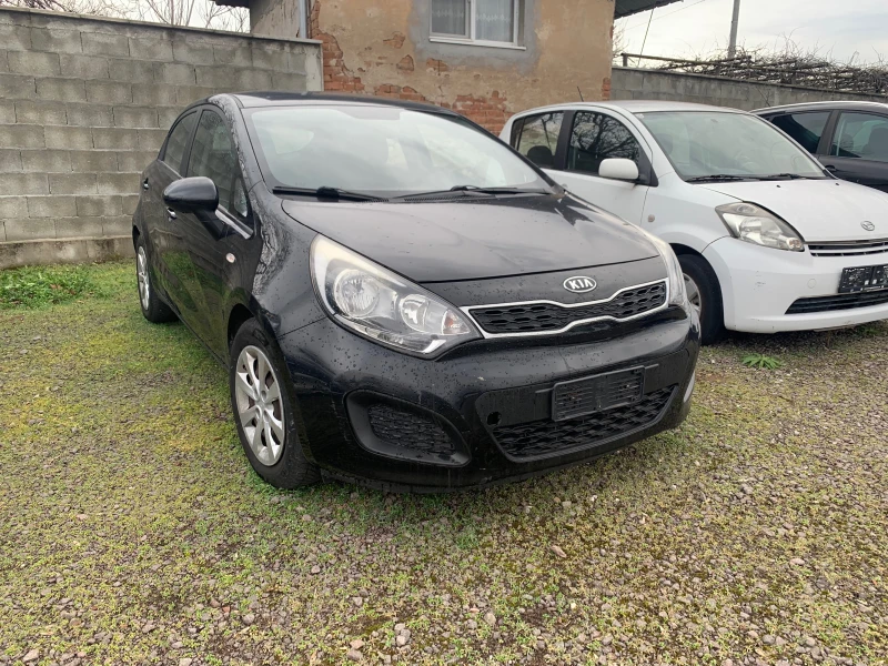 Kia Rio 1.3i, снимка 3 - Автомобили и джипове - 53250725