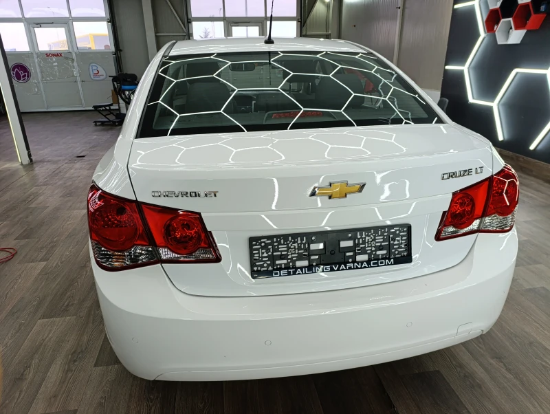 Chevrolet Cruze 1.8 LT Automatic, снимка 7 - Автомобили и джипове - 53499724