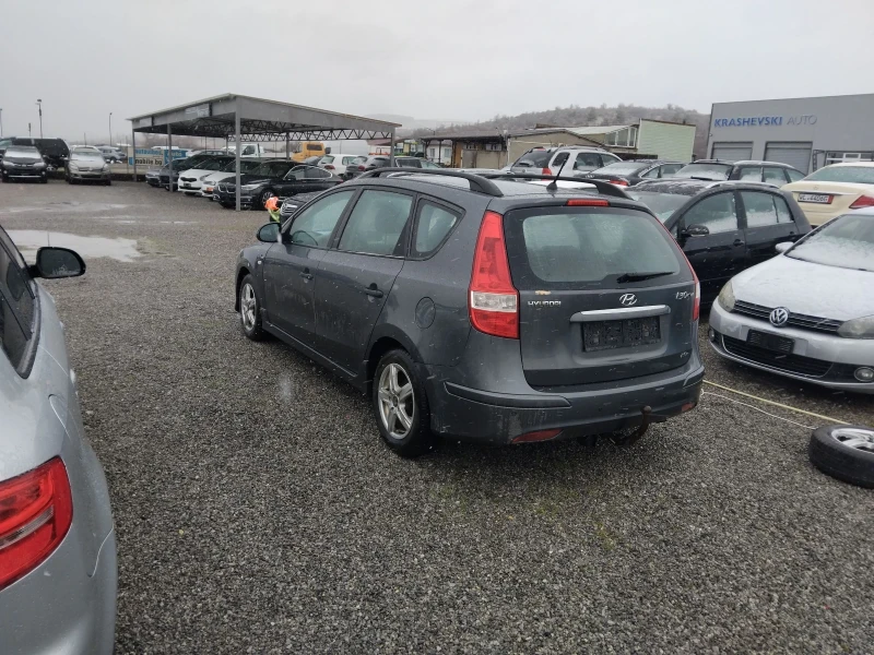 Hyundai I30 1.6CRDi90ксА/С, снимка 3 - Автомобили и джипове - 53570834