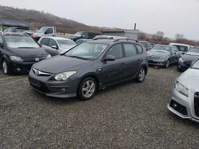 Hyundai I30 1.6CRDi90ксА/С, снимка 12 - Автомобили и джипове - 53570834
