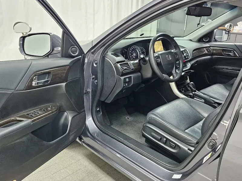 Honda Accord 2.4 9Th Generation, снимка 10 - Автомобили и джипове - 55841410