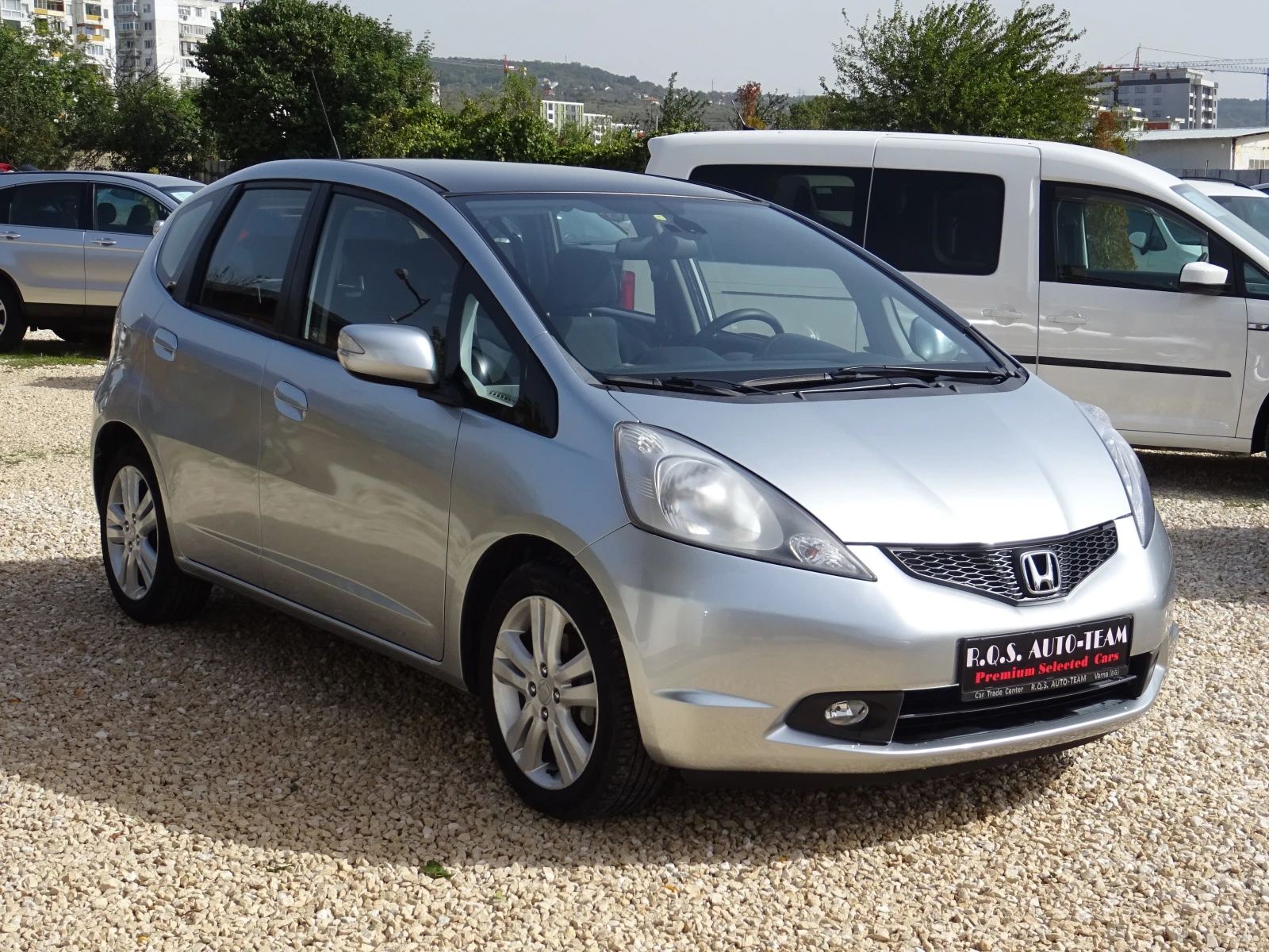 Honda Jazz 1.4 i-VTEC 99kc 5вр. Exclusive LE - изображение 6