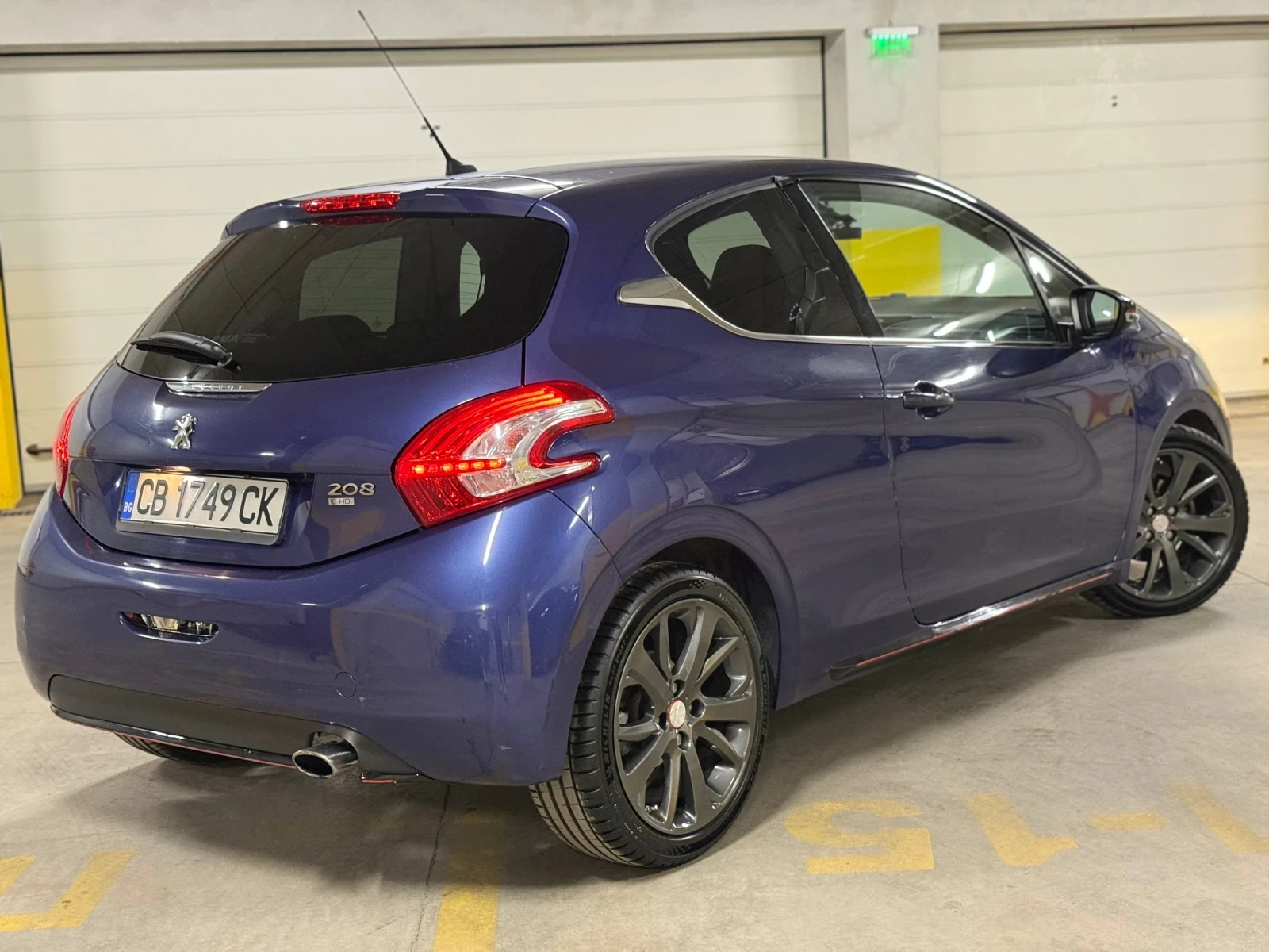 Peugeot 208 1.6 eHDi - изображение 6