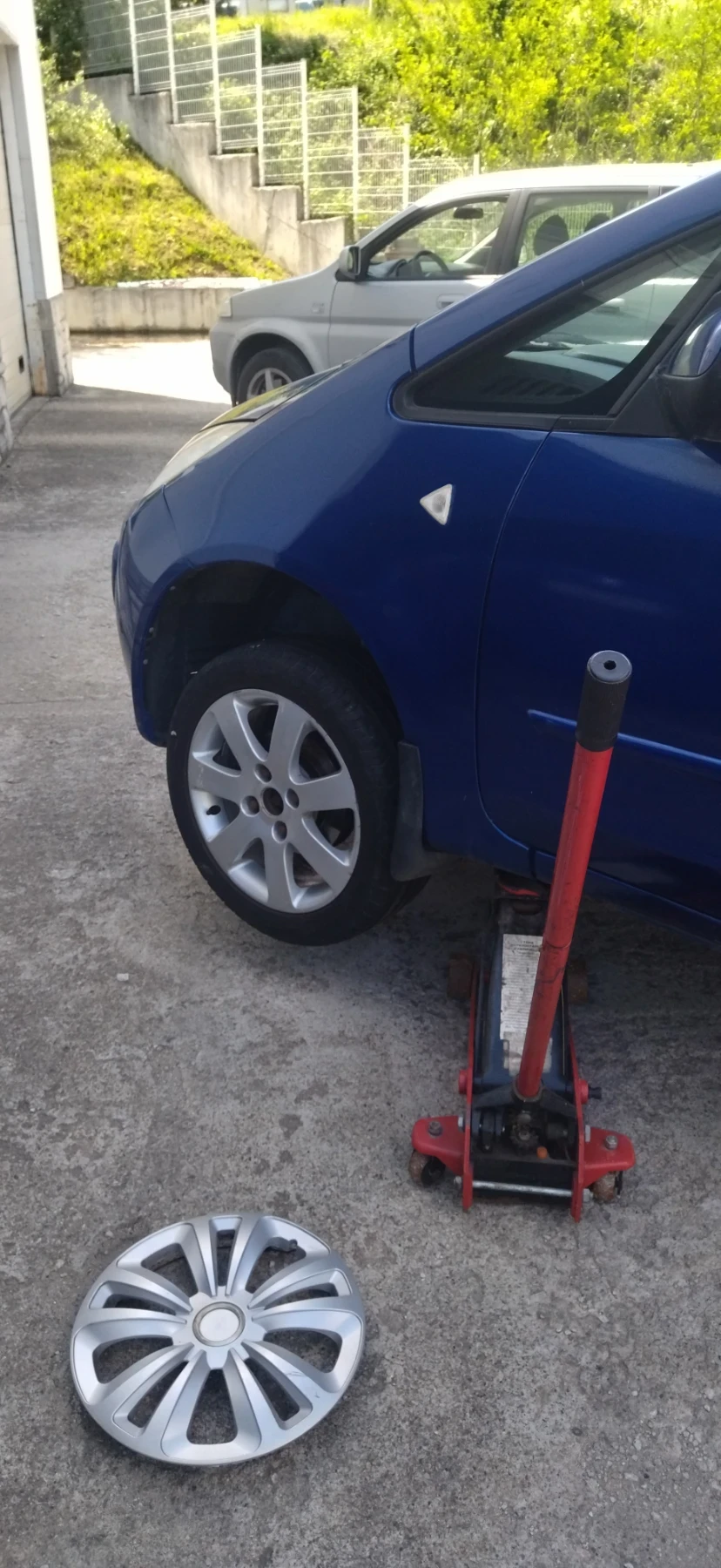 Mitsubishi Colt 1.3 90 кс - изображение 8