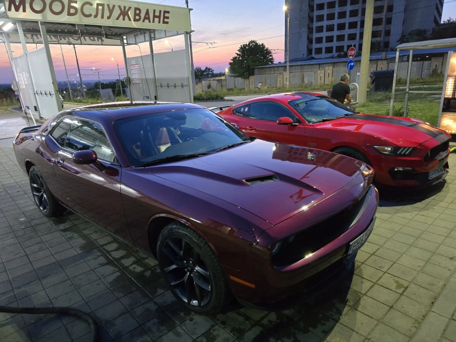 Dodge Challenger SXT - изображение 10