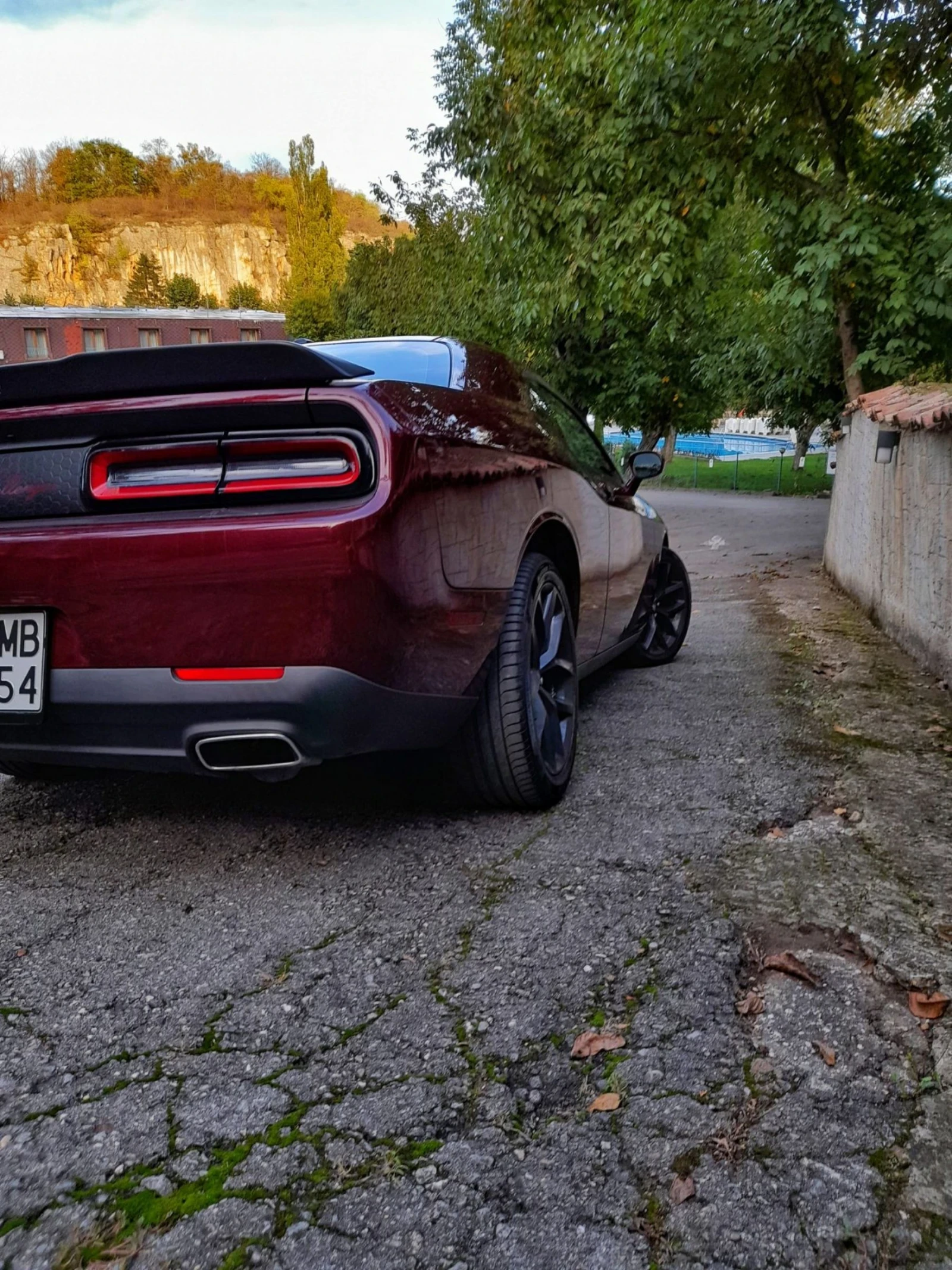 Dodge Challenger SXT - изображение 8