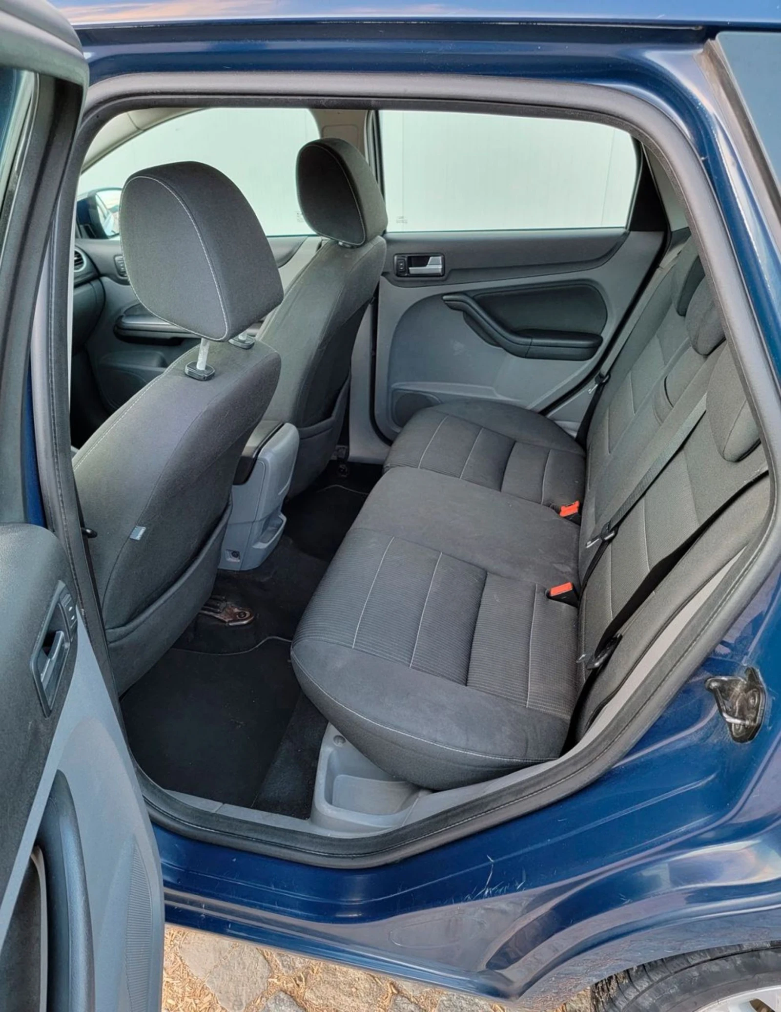 Ford Focus Titanium , ESC ( Electronic stability control ) - изображение 10