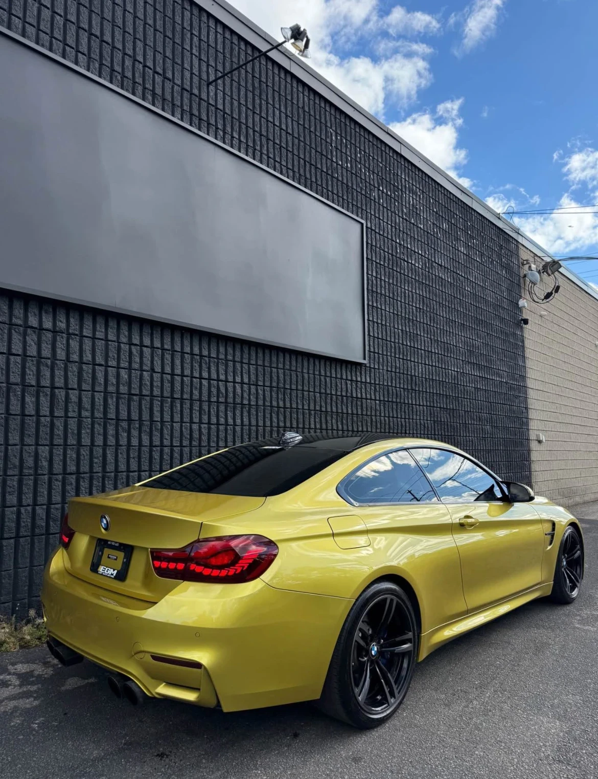 BMW M4 CARFAX * * АВТО КРЕДИТ * *  - изображение 4