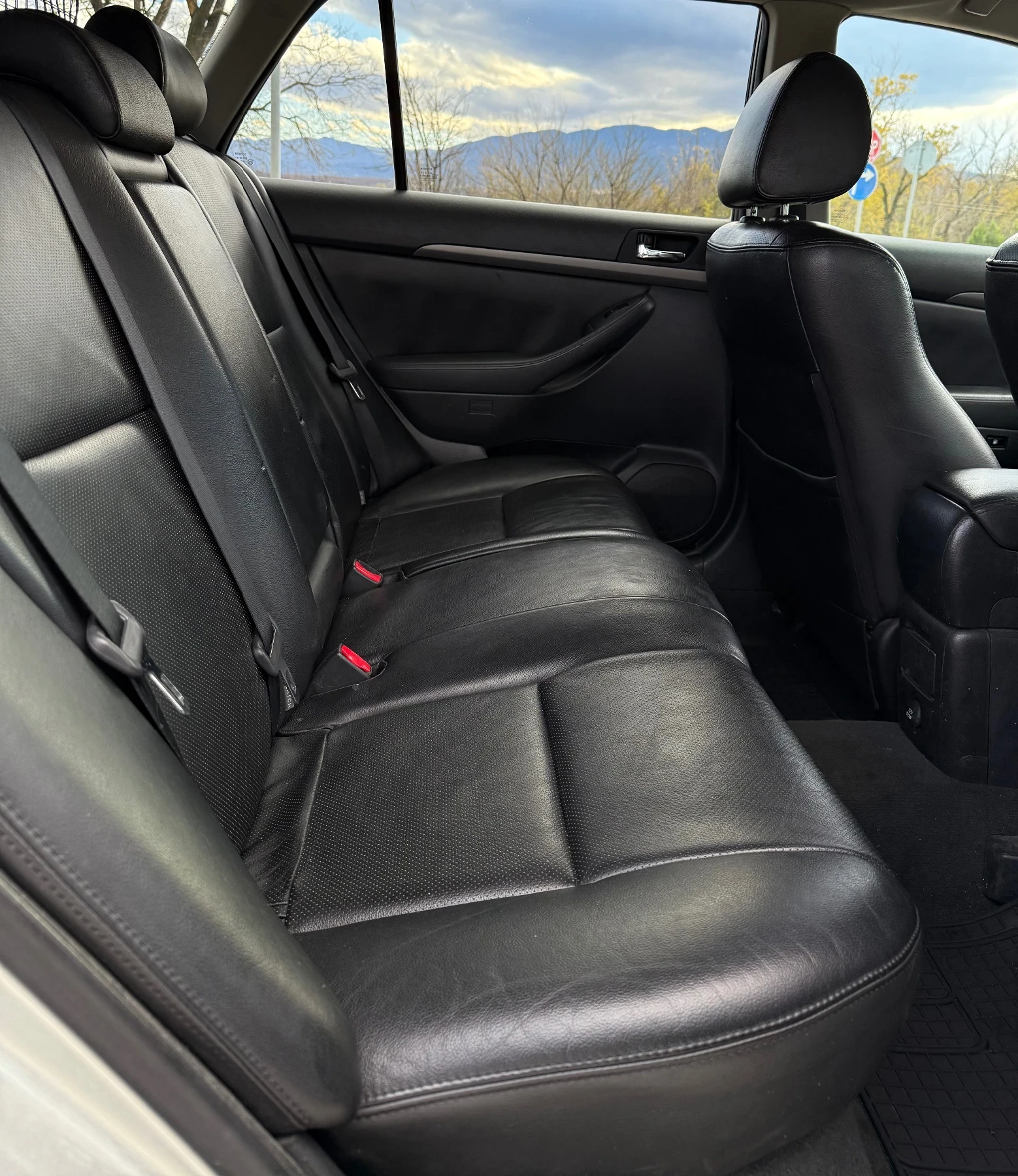 Toyota Avensis 2.0D-4D/ NAVI/XENON/PODGREV | Mobile.bg � ����������� 13