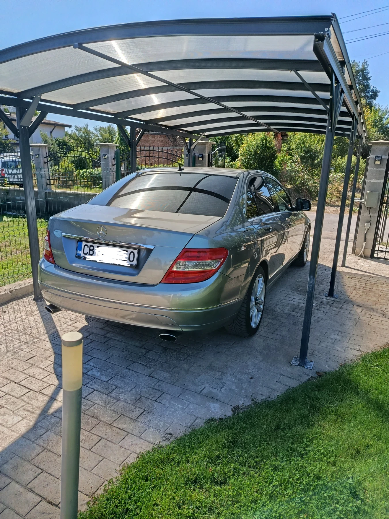 Mercedes-Benz C 320  - изображение 2