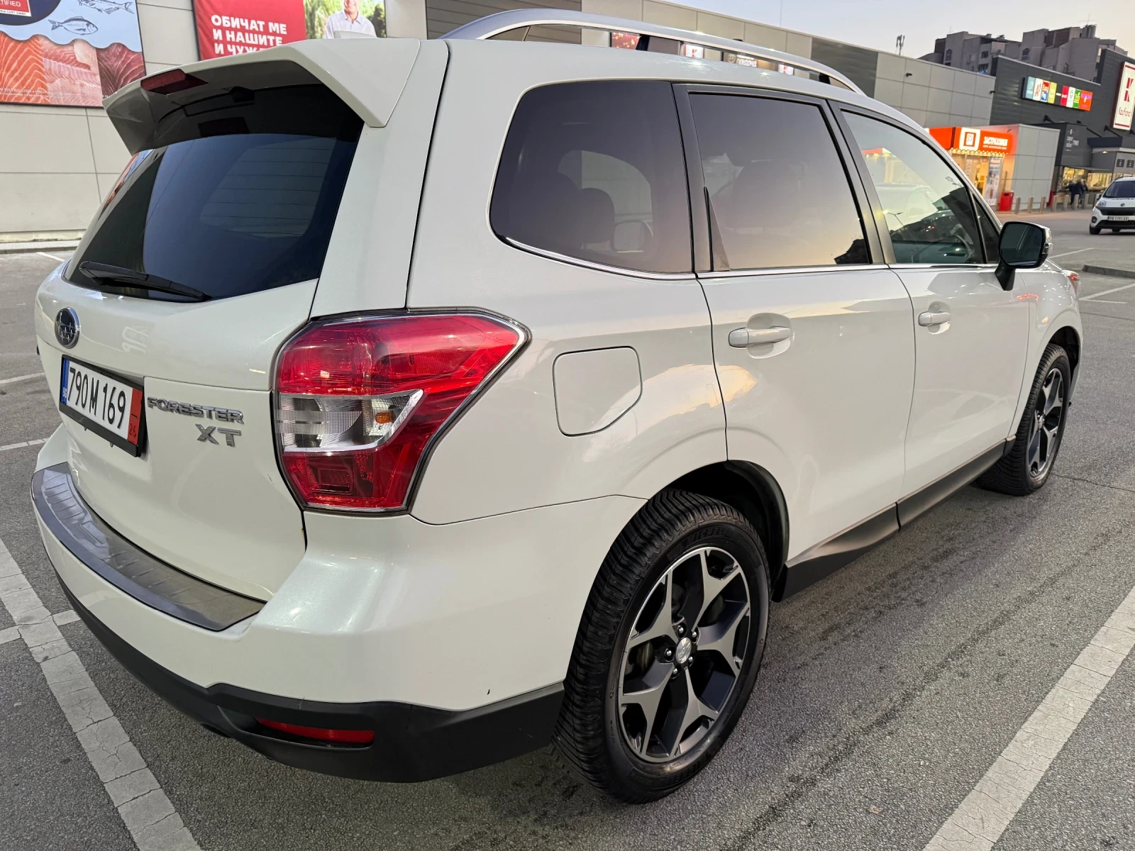Subaru Forester 2.0XT - изображение 3