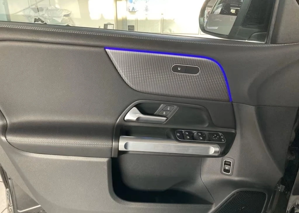 Mercedes-Benz EQB 250+  - изображение 7