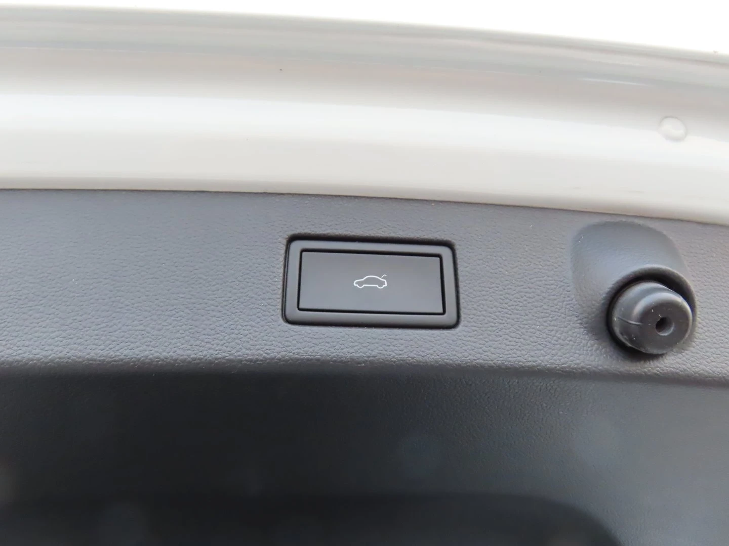 VW Arteon R-Line 2.0 TSI OPF 4MOTION DSG | Mobile.bg � ����������� 14