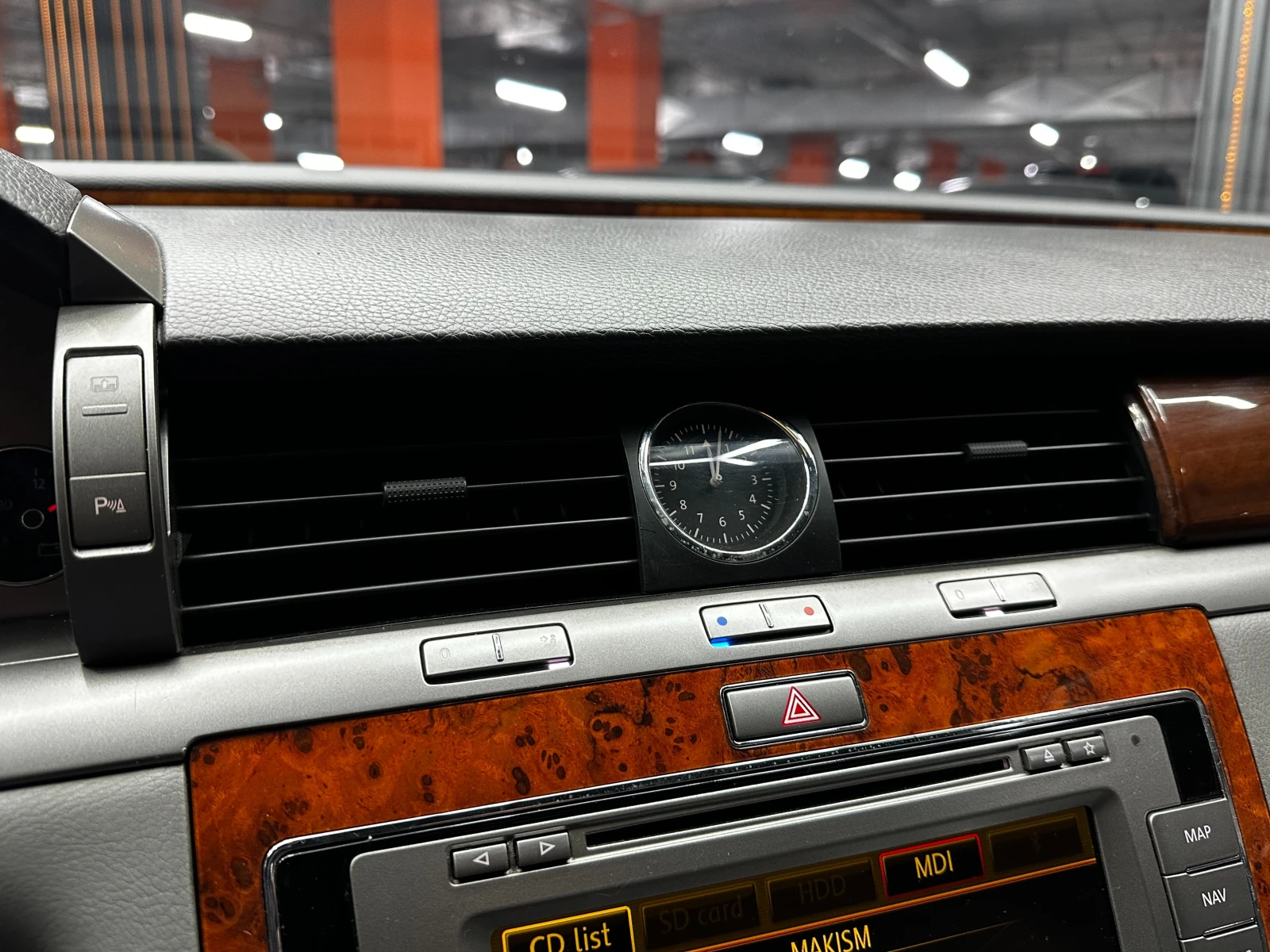 VW Phaeton 3.0tdi/4motion/БАРТЕР/ЛИЗИНГ/КОМЕНТАР, снимка 16 - Автомобили и джипове - 53391625