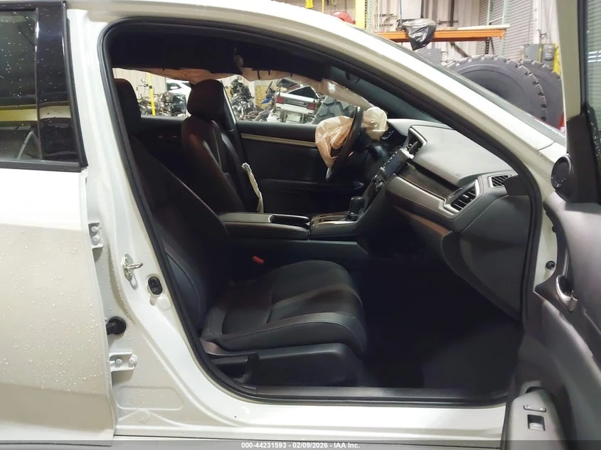 Honda Civic 1.5L I-4 DI, DOHC, VVT, TURBO, 180HP Front Wheel, снимка 5 - Автомобили и джипове - 53830484