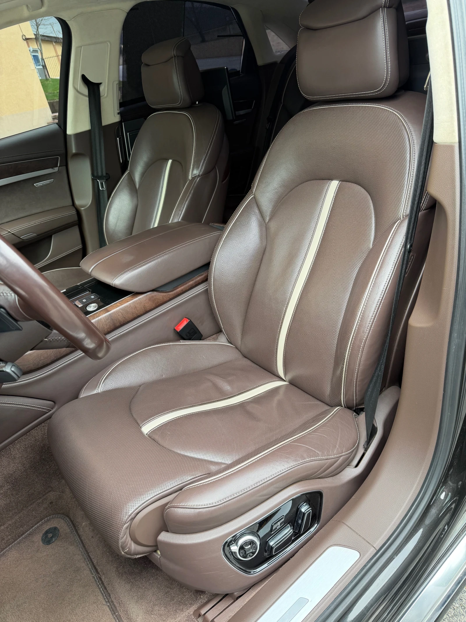 Audi A8 4.2TDI/S8 Pack/B&O/TV/Масаж/Обдухване/Night Vision, снимка 10 - Автомобили и джипове - 54057025