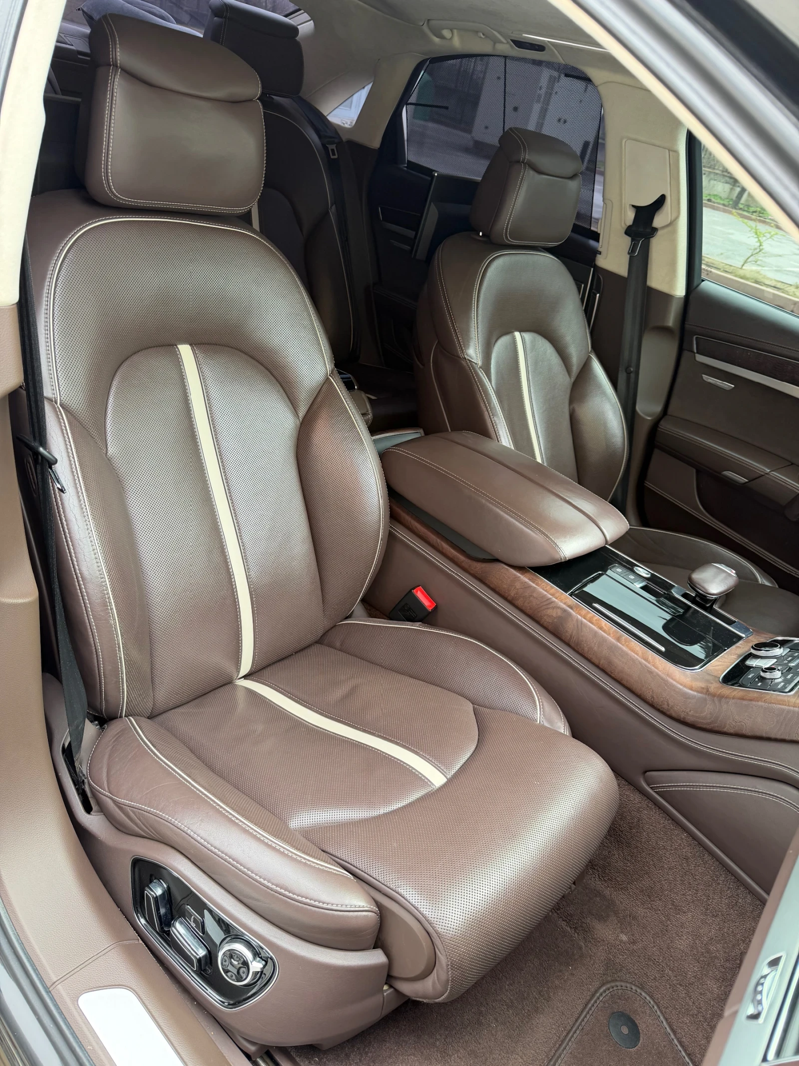 Audi A8 4.2TDI/S8 Pack/B&O/TV/Масаж/Обдухване/Night Vision, снимка 11 - Автомобили и джипове - 54057025