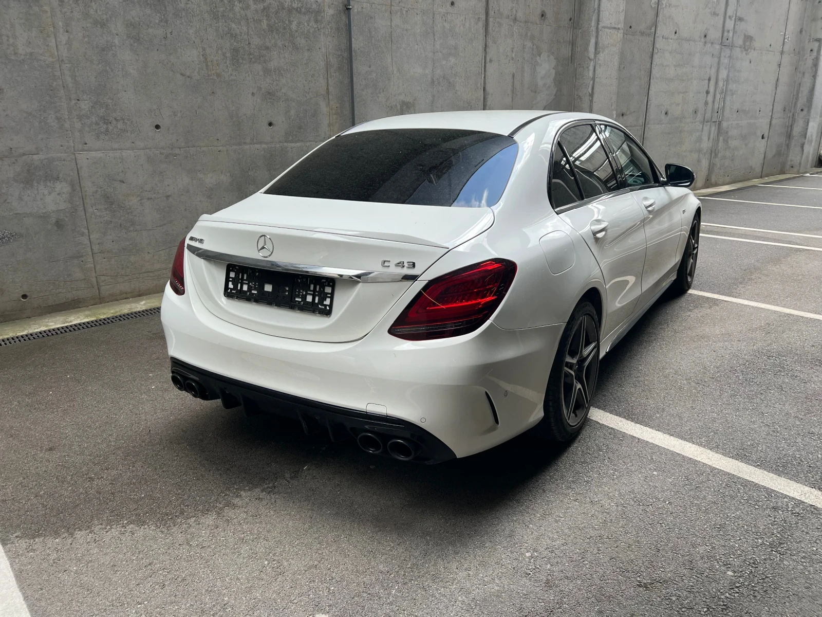 Mercedes-Benz C 43 AMG, снимка 4 - Автомобили и джипове - 54527684
